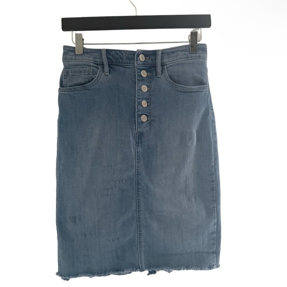 Banana Republic Dresses & Skirts - Banana Republic Button Fly Jean Denim Skirt